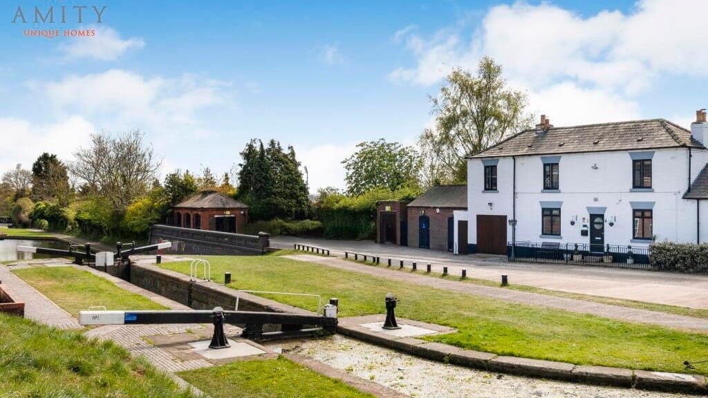 Canalside Homes for Sale from £300k to £500k (Apr '25)