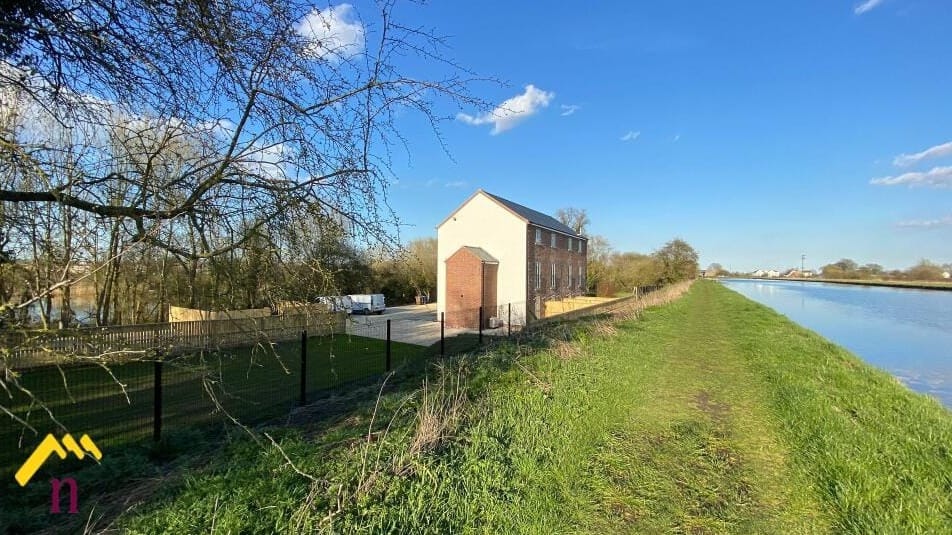£220,000 offers in excess of