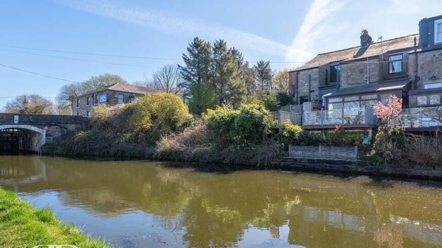 £389,995 Offers Over