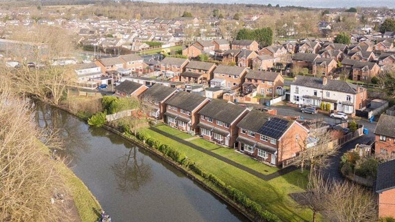 £240,000 offers in excess of