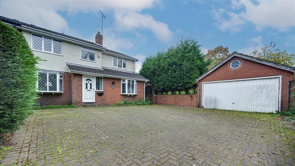 £310,000