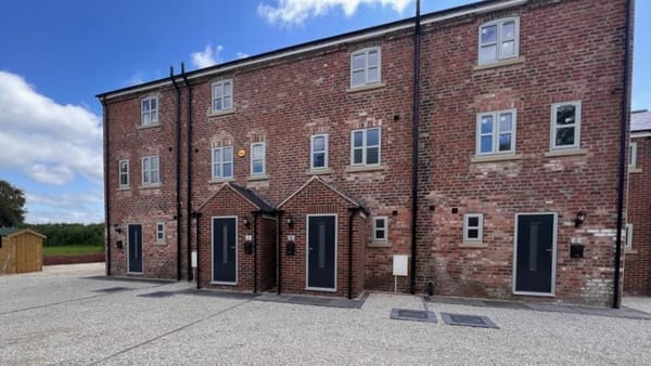 £220,000