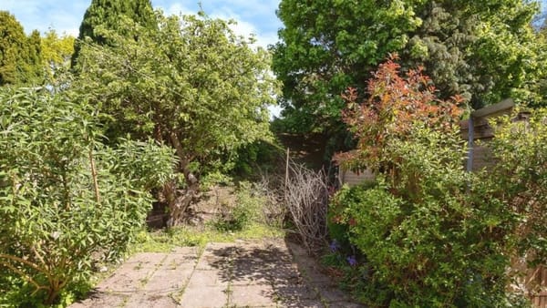 £240,000 Offers in Region of