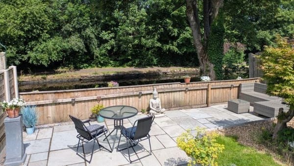 £210,000 offers over