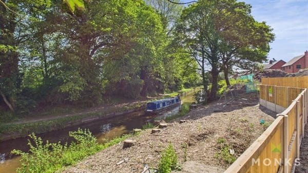 £280,000 offers in region of
