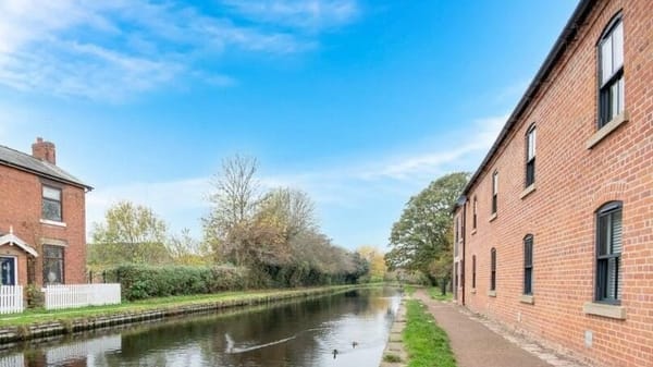 £225,000 offers in region of