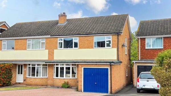 £325,000