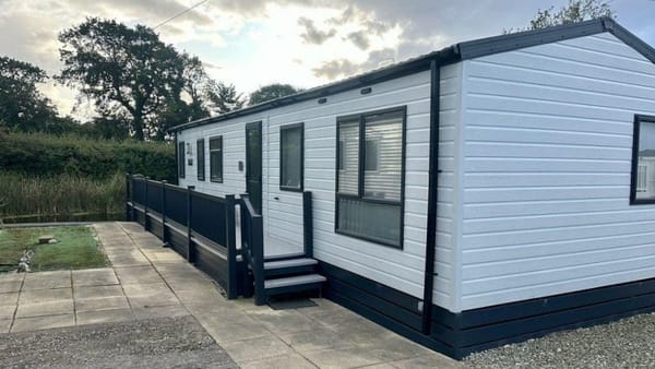 £124,950