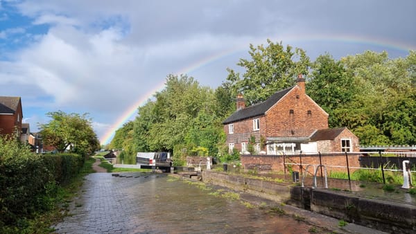 Advertising on Canalside Homes