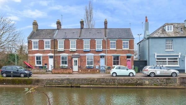 £350,000