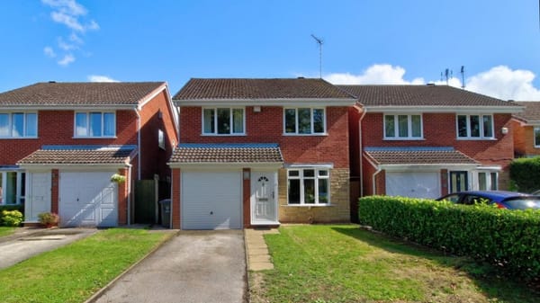 £425,000 offers in region of