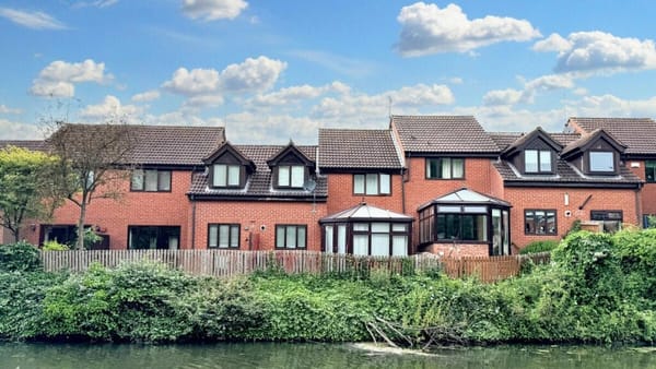 £250,000 guide price