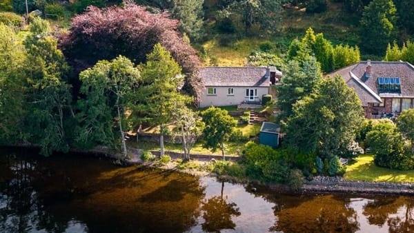 £335,000 offers over