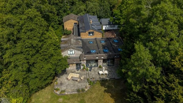£1,750,000