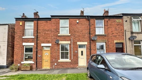 £214,950 offers in the region of