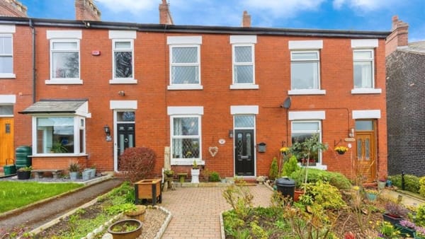 £325,000