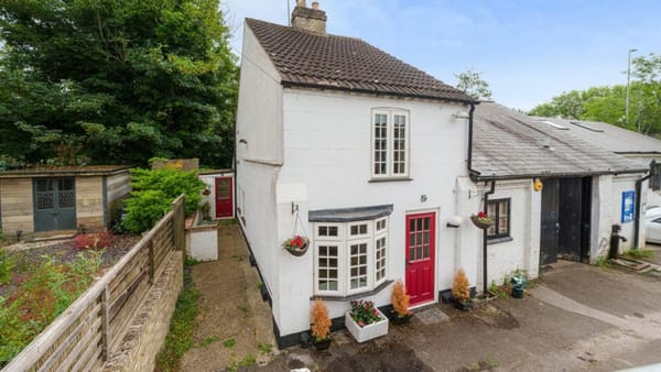 £500,000 Guide Price