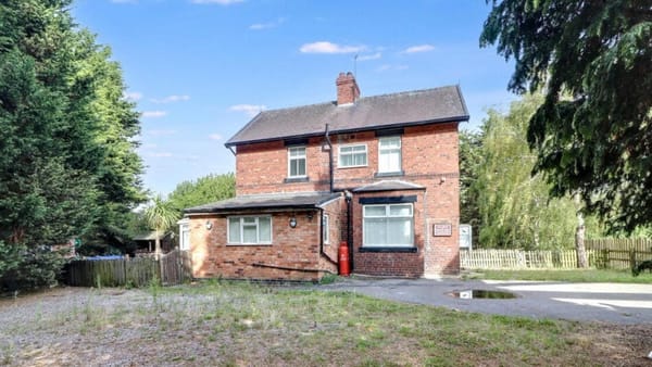 £390,000
