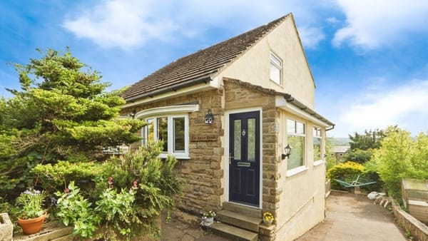 £390,000
