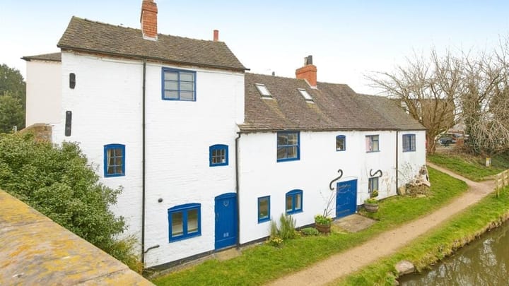 Canalside Homes for Sale from £300k to £500k
