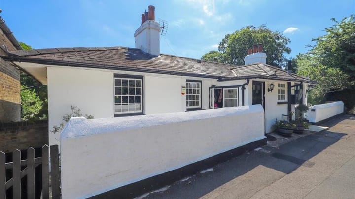 Lock Cottage at Cowley Lock, West London