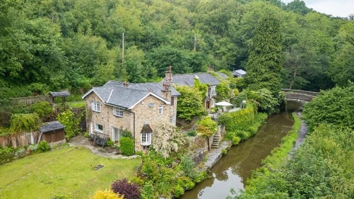 Canalside Homes for Sale from £500k to £700k (Aug '25)